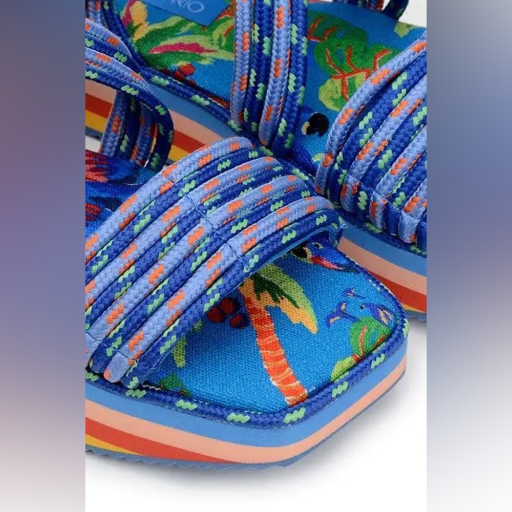 FARM RIO Blue Macaw Platform Sandal - Size 9 - Picture 3 of 7